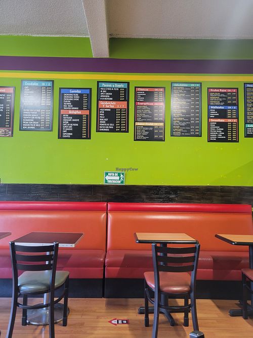 Menu at La Gran Fruta in Tijuana