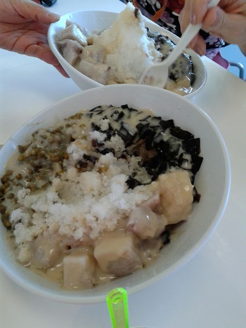 choose your own toppings, like tea jelly, mochi, taro, green bean at Happiness Cafe in San Jose