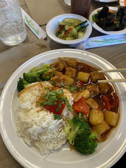 Happiness Over White Rice - Pineapple, Red Pepper, Vegan Chunks, Broccoli, and sweet tangy sauce- YUM!!!! 🥰  at Happiness Cafe in San Jose