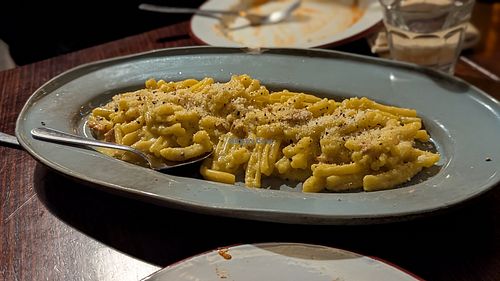  at don Fred in Newtown