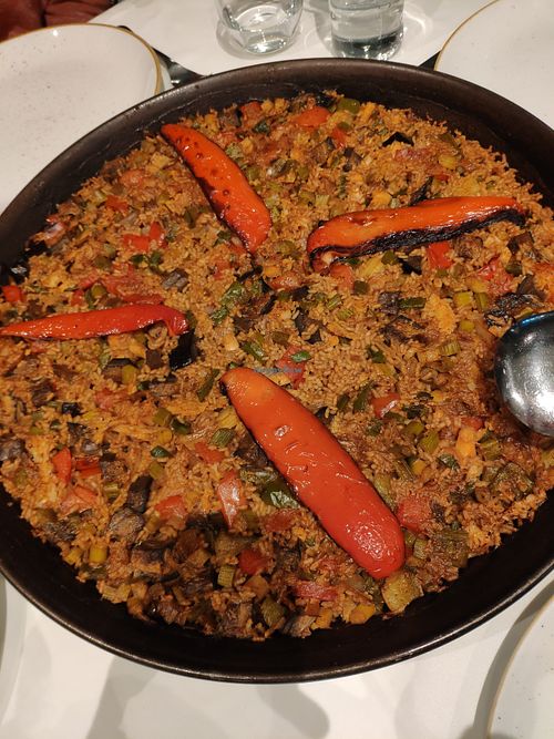 Paella de verduras at Restaurant Dársena in Alicante