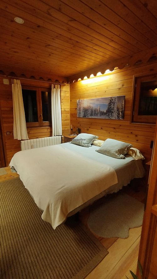 Coszy yet spacious rooms!  at Minds & Mountains Eco Lodge in La Molina