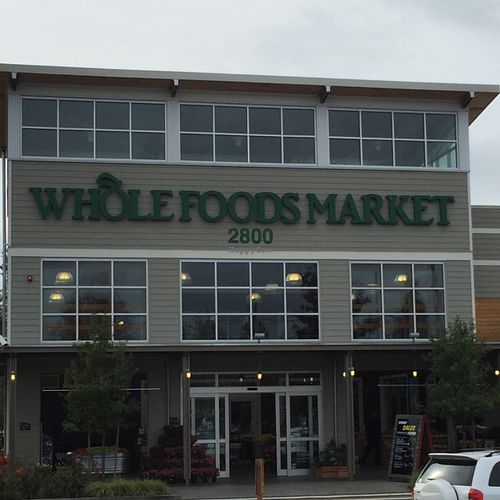 entrance at Whole Foods Market in Lynnwood