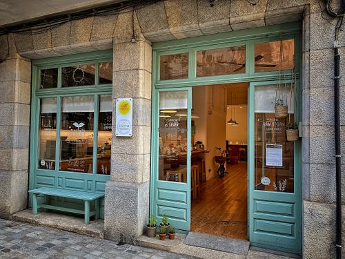 Entrance  at Bionectar in Girona