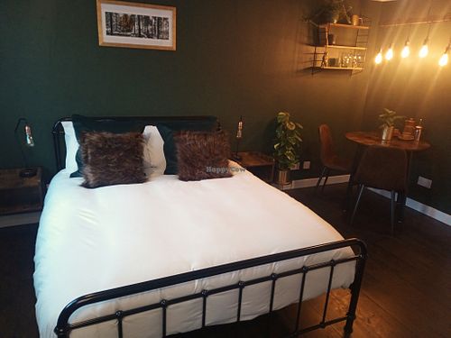 King size double room at Greenstone Lodge  in Bridge Of Orchy