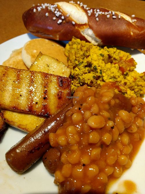 breakfast at Cafe Miller in Hamburg