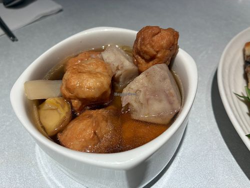 Buddha jumps over the wall soup at Fruitful Food 果然匯 in Taipei