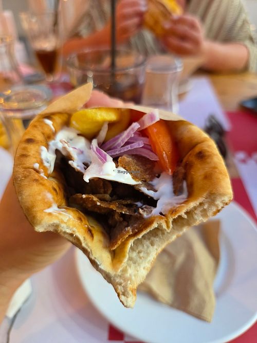 Girus at Gyro Mania in Chalkis