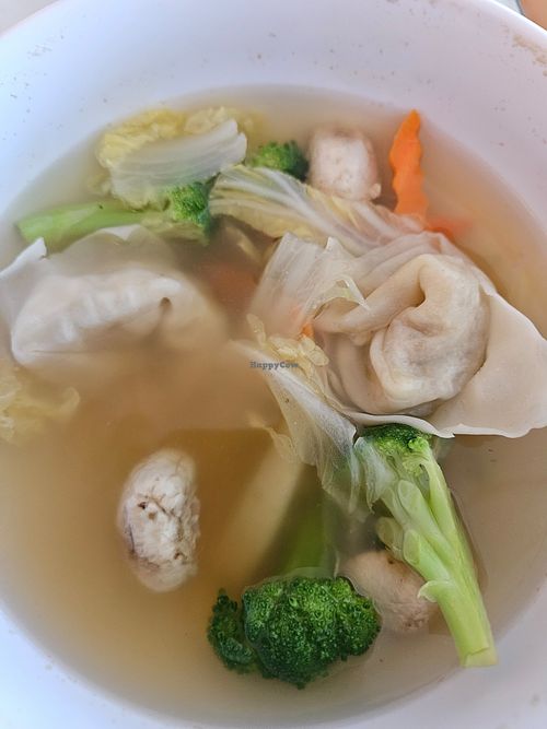 Won ton soup at Garden Wok in Tarzana