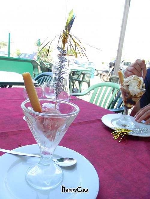 Stawberry sorbet at Pizzeria Le Bocconcino in Martigues