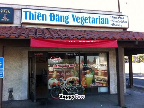 outside at Thien Dang Vegetarian in Garden Grove