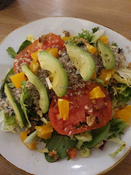 Ensalada de Quinoa at Diecinueve Noventa in Ordizia