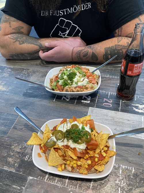 El Mexicano in the front, Bombay in the back   at Posh Potatoes in Hamburg