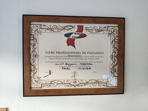 Pizzaiolo Certificate at Pizza e Basta in La Rochelle