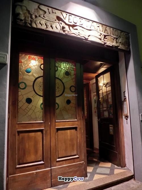 'Il Vegetariano' from outside at Il Vegetariano in Florence