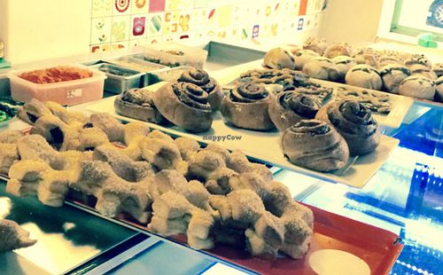 cinnamon rolls are delicious.   at VITA - Hipolito Yrigoyen in Buenos Aires