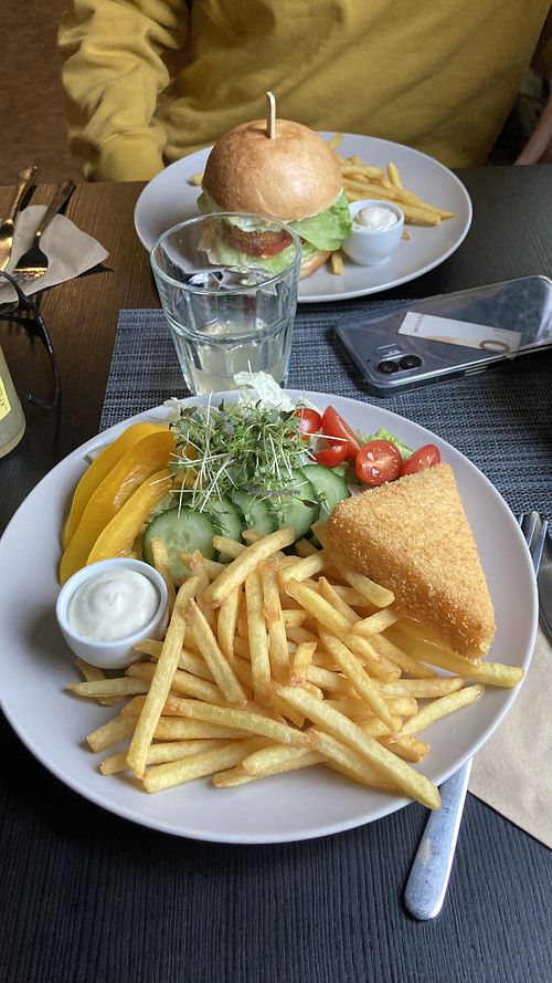 Fried cheese & crispy burger  at Bistro 269 in Vystrkov