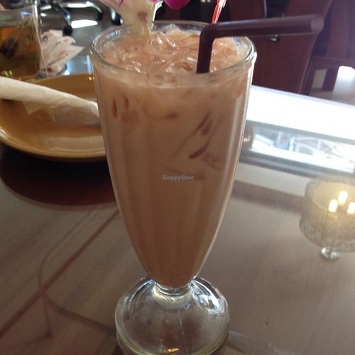 iced milk tea at Tarboosh in Phuket