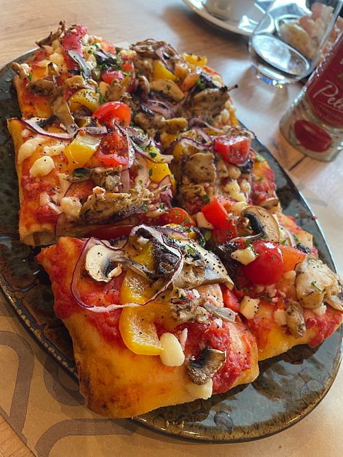 Square pizza at Totale Pizzeria - Saldanha in Lisbon