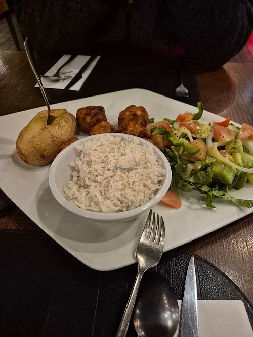 Not expensive and toasty at Panos Steak House in Larnaca