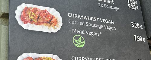 clearly marked vegan currywurst  at Cult Curry in Berlin