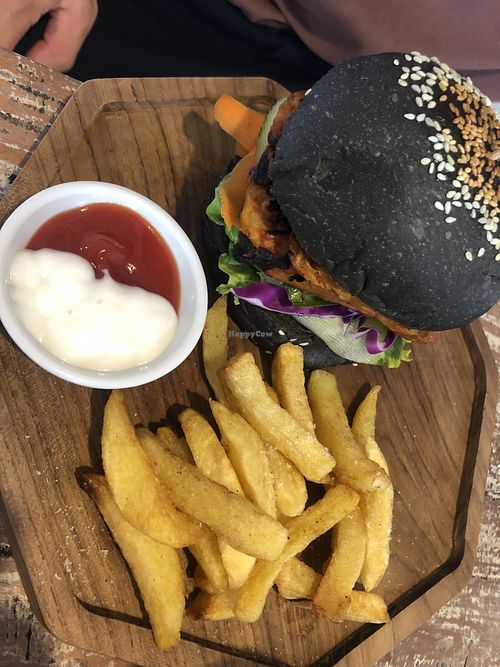 Tempe burger  at Fly & Shine in Penida Island