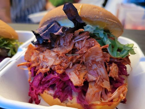 Jackfruit burger at Pomodoro E Basilico  in West London