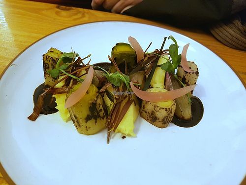 Potato purée and burned leeks at La Belle Verte in Toulouse