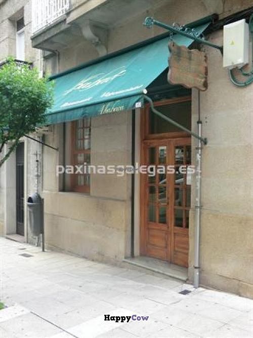 front at Albahaca in Vigo