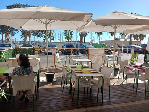 Terrace of La Catrina, opposite the port at Restaurante Mexicano La Catrina in Villajoyosa