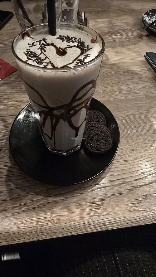 Auf Nachfrage machen sie einen veganen Oreo "Milk"shake. Sehr lecker. at Soul Kitchen in Sittensen