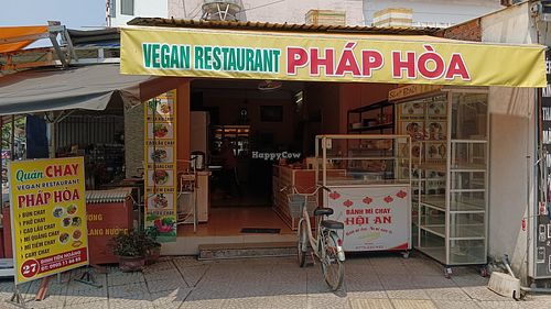Restaurant entrance at Quan Chay Phap Hoa in Hoi An