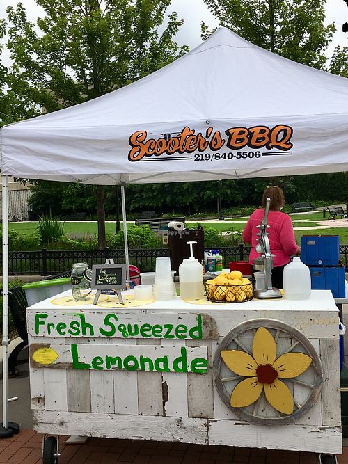 Summer treats  at Central Park Plaza Market in Valparaiso