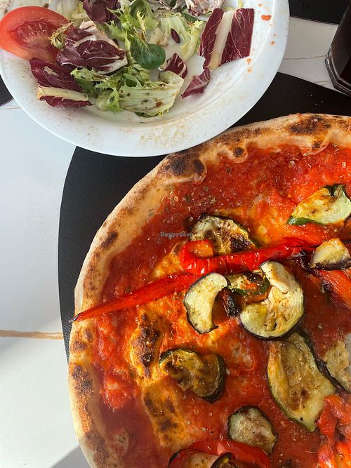 Pizza marinara with grilled vegetables and insalata mista at Cafè Principe in Olbia