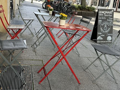 outside  at Barösta Kaffeehaus in Osnabrueck