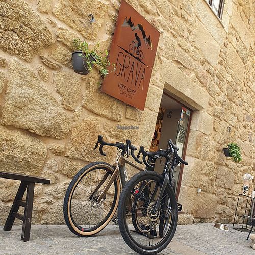 The entrance at Grava Bike Café in Barcelos