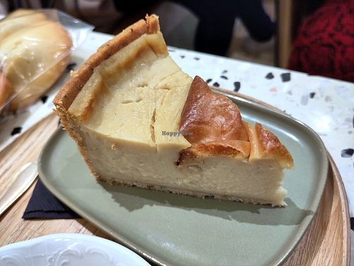 Flan vanille at Michel MaBelle Saint Pierre in Bordeaux