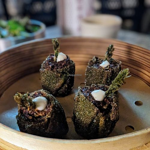 Asparagus shumai at Minty Z Midtown  in Miami