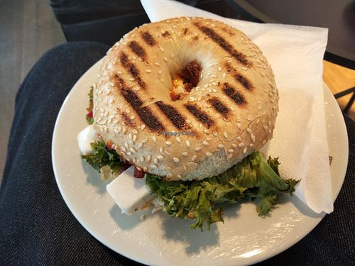 Bagel with vegan feta #Veganuary at Coffee Fellows in Wiesbaden