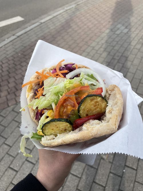 Falafel Döner mit frittiertem Gemüse  at Dönerstar in Ludwigshafen