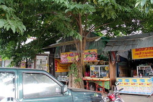 Nongna is the one in the middle, between two other vegetarian restaurants.  at Nongna Vegetarian Food in Chiang Mai