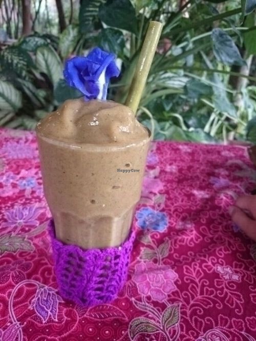 Incredible smoothie. 'Healthy Smoothie B' at Earth Tone in Pai