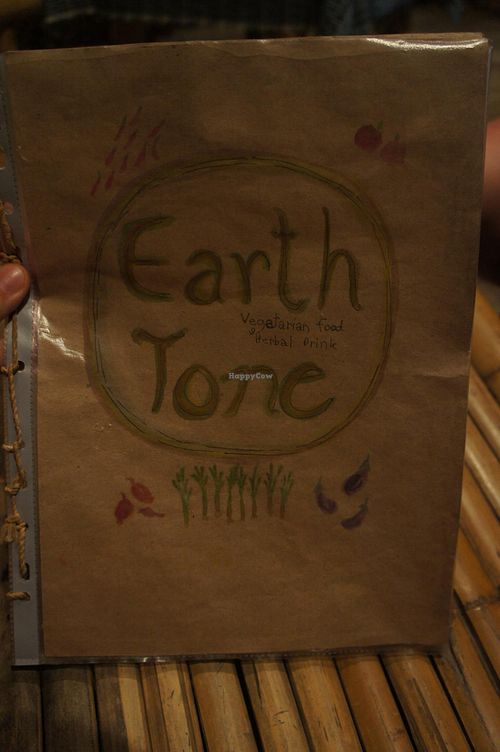 Hand drawn menu at Earth Tone in Pai