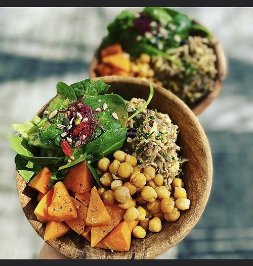 Veggie bowl (ici vegan)   at Tekoa Café in La Teste-de-buch