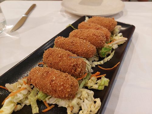 Starter / Bland croquettes at Artemisa Sol in Madrid