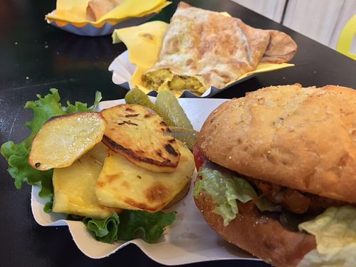 Lunch! Vegan burger and banister at Vegan Kitsch in Sofia