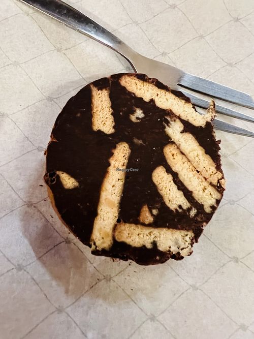 Vegan chocolate & dates   at Salamaria - Charcutaria Doce in Lisbon