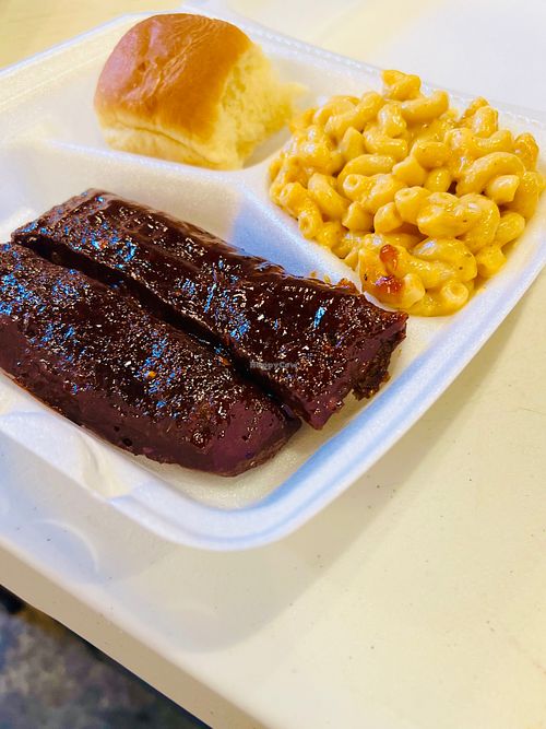 Vegan Ribs And Mac n Cheeze at The Bread and Butter Shoppe in Greenwood