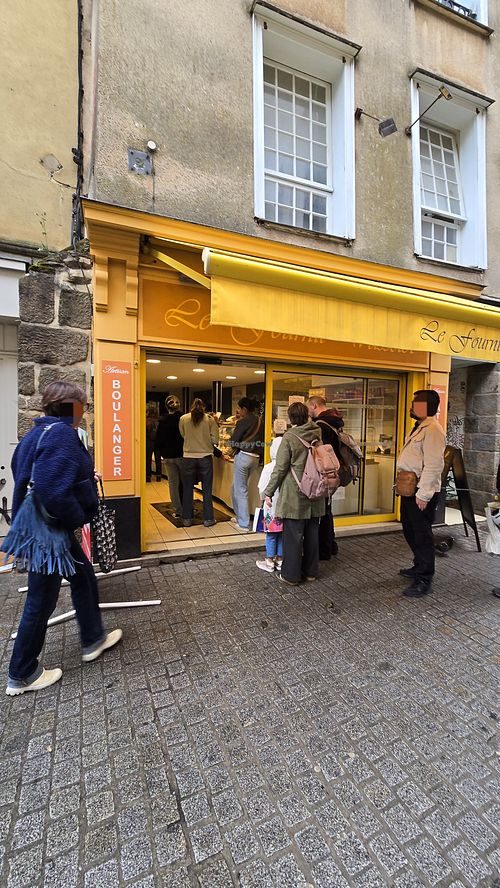 Front - it seemed quite popular at Le Fournil Vasselot in Rennes