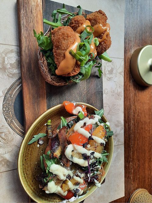 Heerlijk gegeten! Ook een hele leuke sfeer. at Grand Café de Keuning in Steenbergen